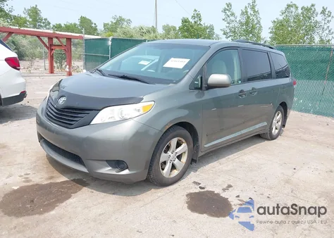 2011 Toyota Sienna V6 7 Passenger z USA, uszkodzony, nr VIN 5TDZK3DCXBS059225